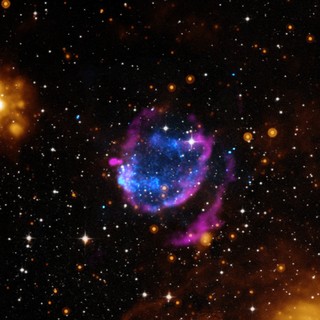 Vegende supernova's maken het heelal schoon